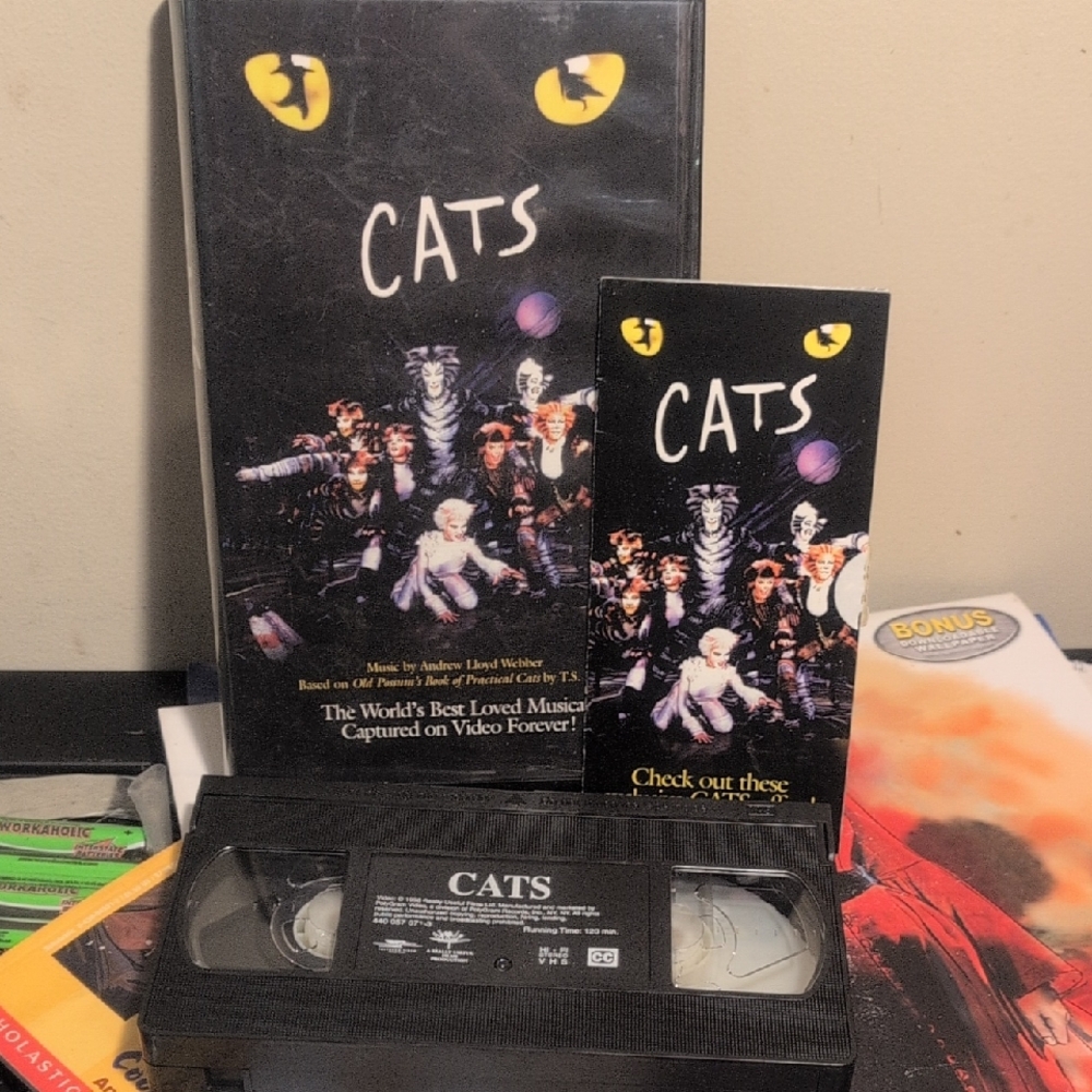 SALE Cats The Musical Hardcase Clamshell VHS Tape With Pamphlet 1998 Vintage 90s